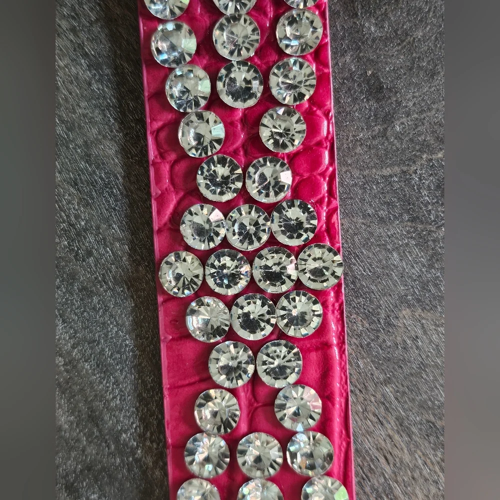 NWT Pink Western Rhinestone Studded Alligator Embossed Raspberry Belt